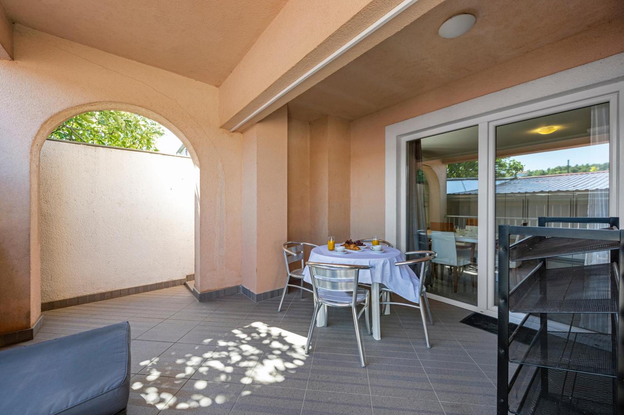 Villa Annaleah Dubravice Экстерьер фото